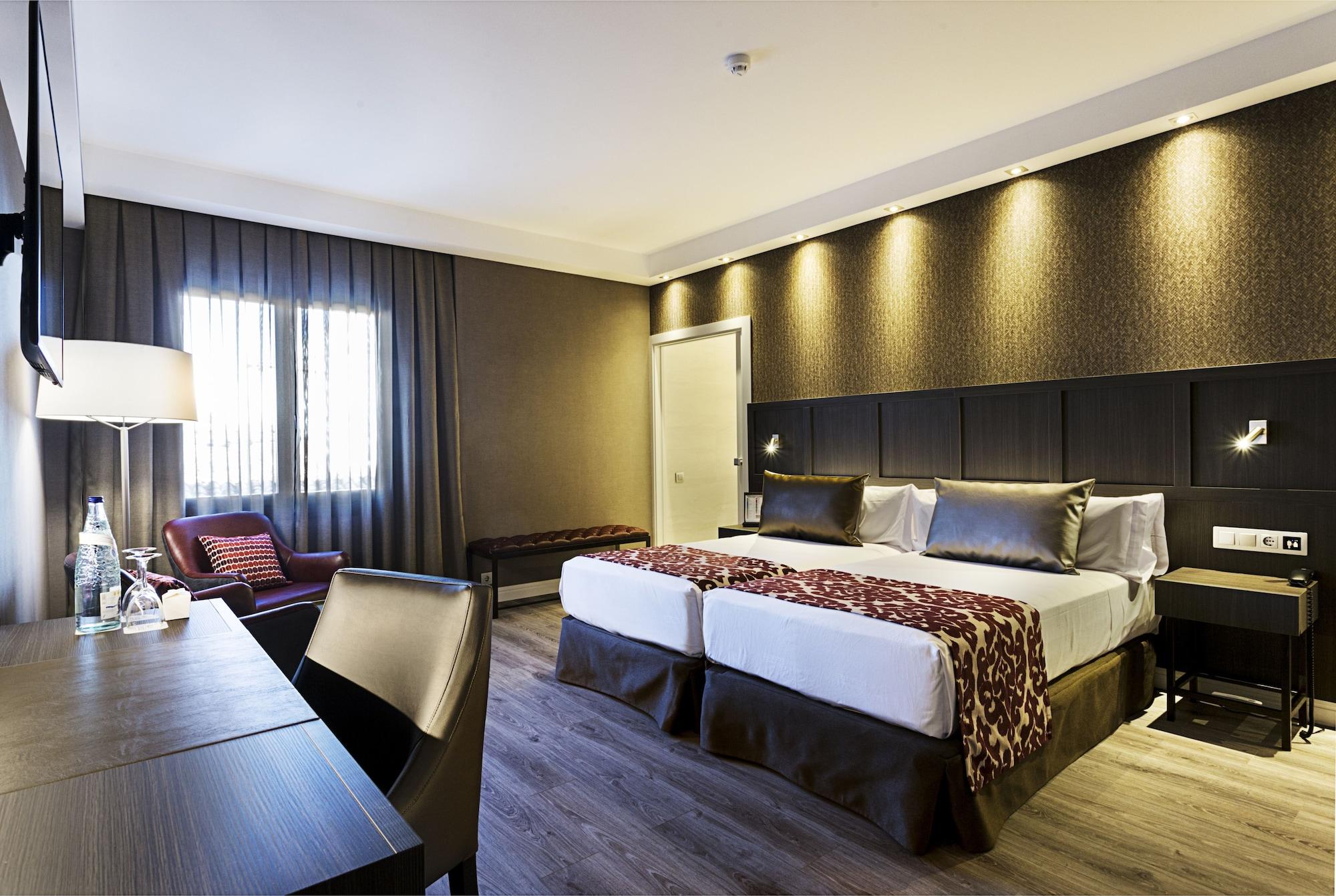 Hotel Catalonia 4*