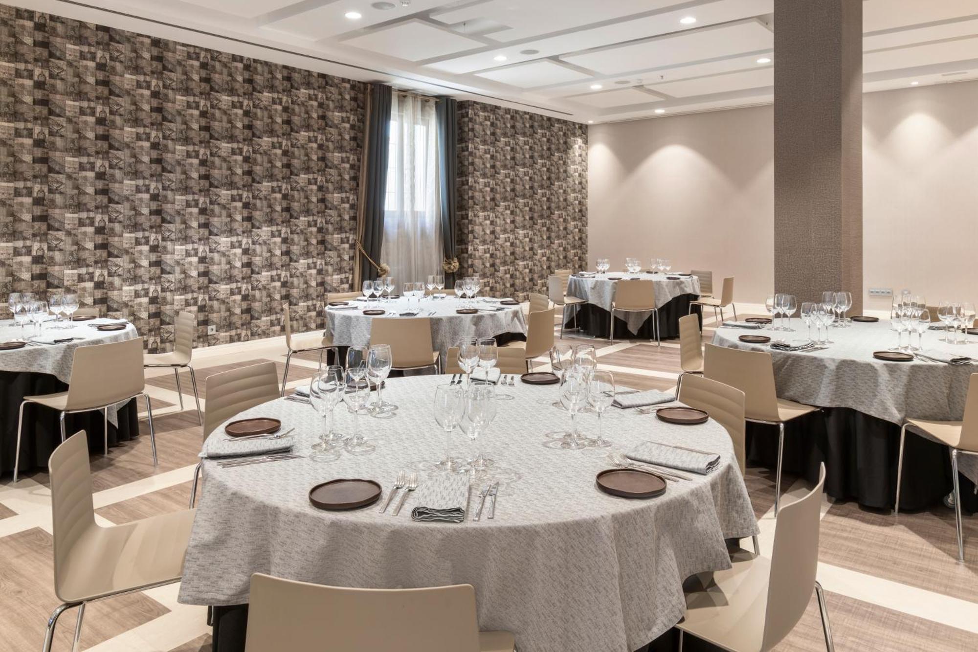 Catalonia Hotel 4*